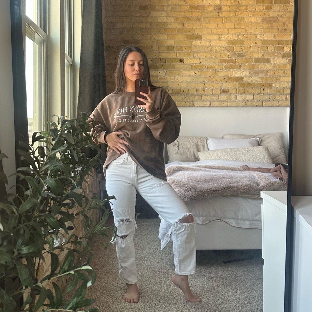 Abercrombie Mid-Rise “The Boyfriend” Jean